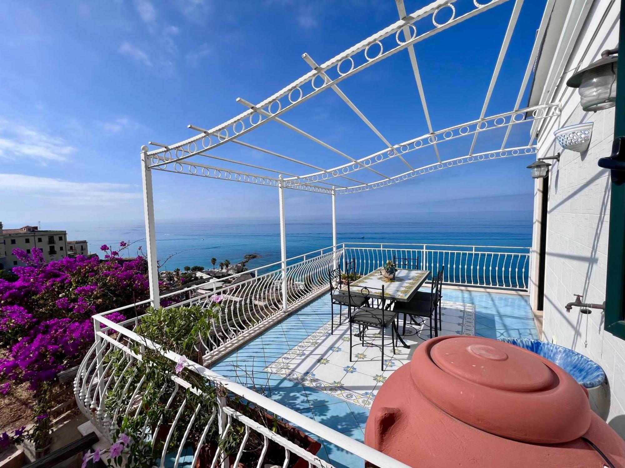 Bella Tropea Suite Exterior foto